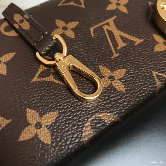Vuitton ONE HANDLE Louis 0516